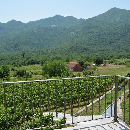 Markovic Winery And Estate Apartments سيتينيي المظهر الخارجي الصورة