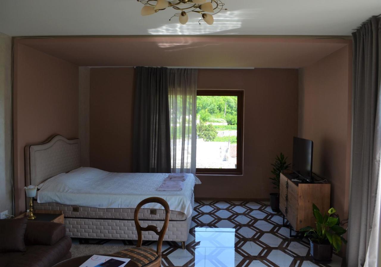 Markovic Winery And Estate Apartments سيتينيي المظهر الخارجي الصورة