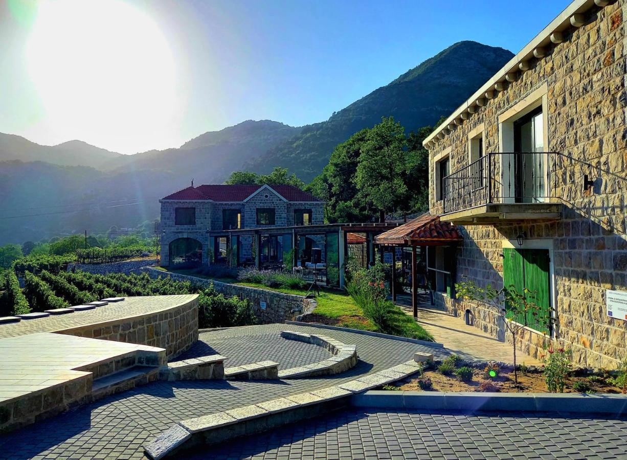Markovic Winery And Estate Apartments سيتينيي المظهر الخارجي الصورة