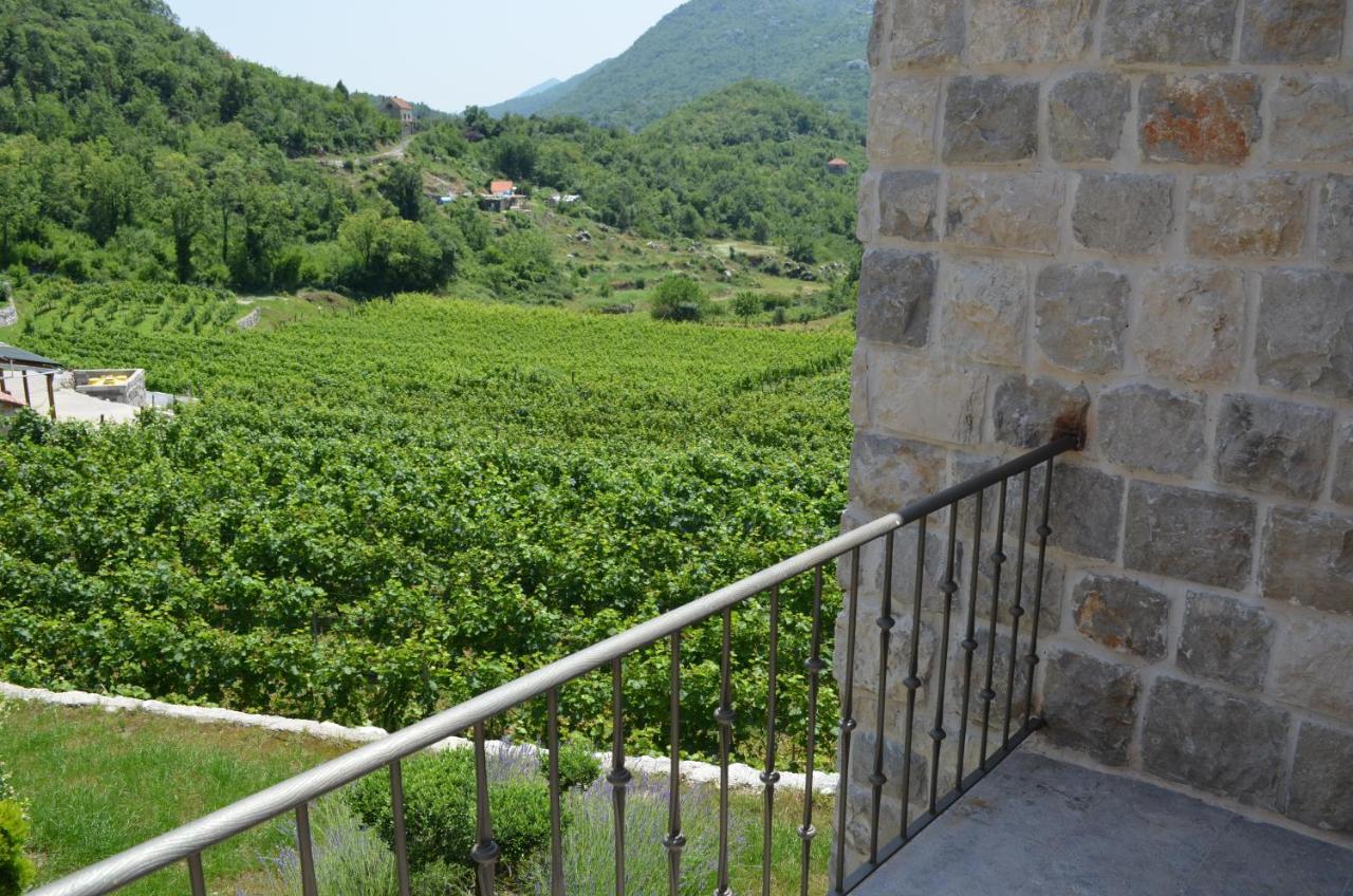 Markovic Winery And Estate Apartments سيتينيي المظهر الخارجي الصورة