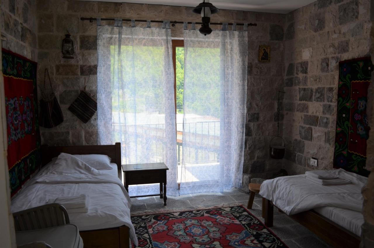 Markovic Winery And Estate Apartments سيتينيي المظهر الخارجي الصورة